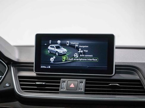 Used 2018 Audi Q5 2.0T Premium Plus w/ Premium Plus Package image 14