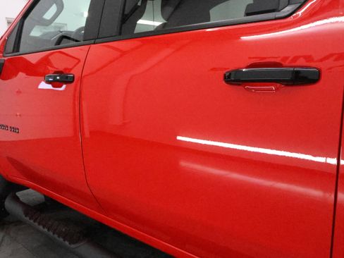 Used 2024 Chevrolet Silverado 2500 LT w/ Z71 Sport Edition image 40