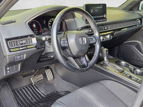 Used 2023 Honda Civic Sport image 9
