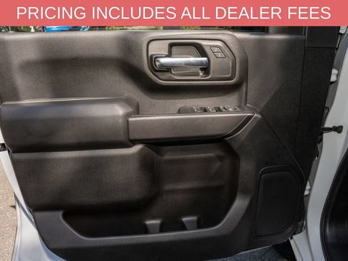 Used 2021 Chevrolet Silverado 2500 Custom w/ Custom Value Package AWD/4WD image 10