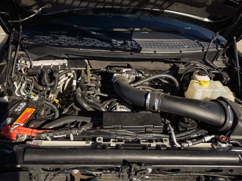 Used 2013 Ford F150 Raptor w/ Luxury Equipment Group image 35