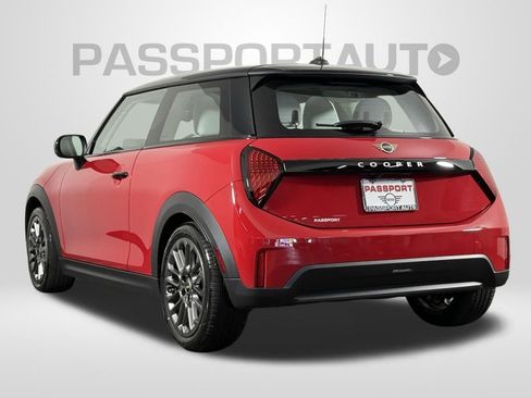 Certified 2025 MINI Cooper 2-Door Hardtop FWD image 5