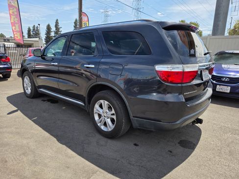 Used 2013 Dodge Durango Crew RWD image 2