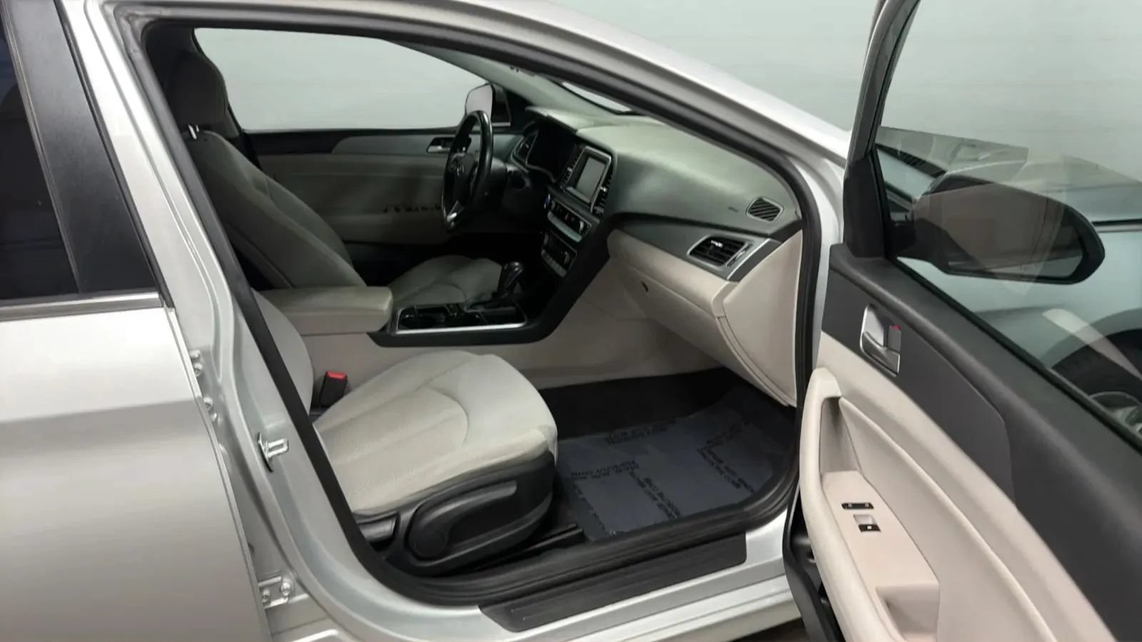Used 2018 Hyundai Sonata SEL FWD image 22