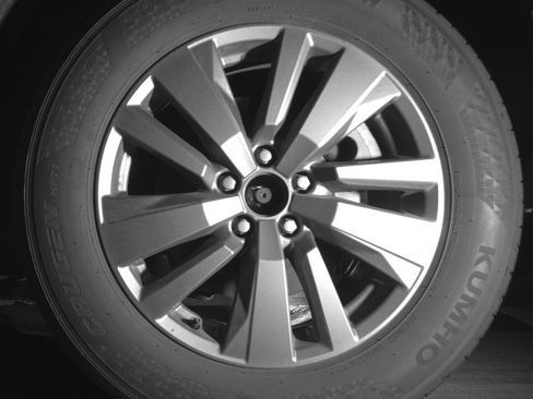 Used 2025 Nissan Pathfinder SV AWD/4WD image 14