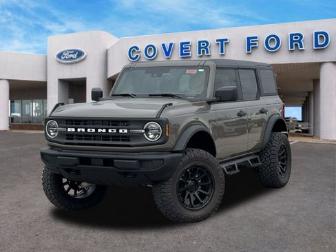 New 2026 Ford Bronco 4-Door AWD/4WD image 1