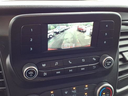 Used 2023 Ford Transit 250 Medium Roof AWD image 28
