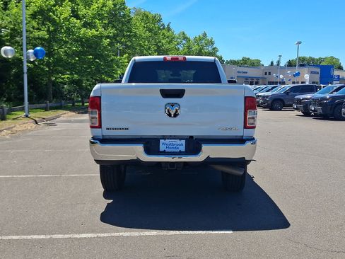 Used 2024 RAM 2500 Big Horn AWD/4WD image 10