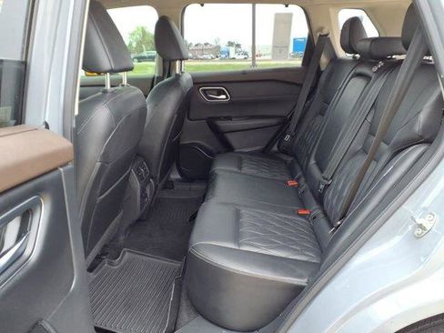 Used 2023 Nissan Rogue Platinum w/ Platinum Premium Package image 19