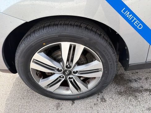 Used 2015 Hyundai Tucson Limited w/ Option Group 03 FWD image 32