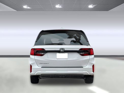New 2026 Honda Odyssey EX-L image 9
