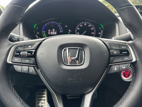 Used 2022 Honda Accord Sport image 26