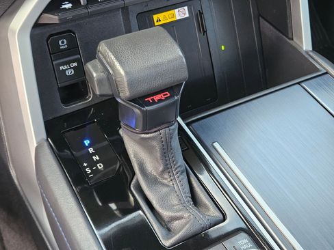 Used 2024 Toyota Tundra Platinum w/ TRD Off-Road Package AWD/4WD image 29