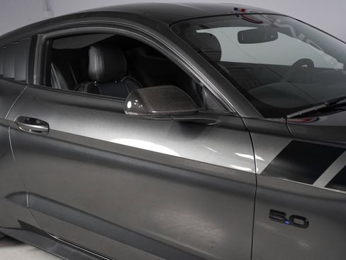 Used 2018 Ford Mustang GT Premium w/ Black Accent Package RWD image 46