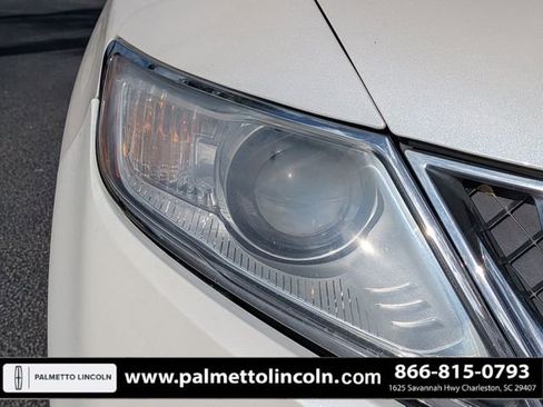 Used 2014 Lincoln MKX FWD w/ Equipment Group 101A image 10