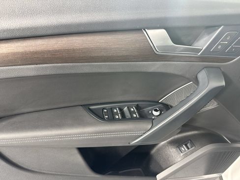 Used 2023 Audi Q5 2.0T Premium Plus AWD/4WD image 27