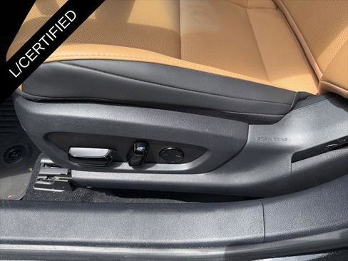 Certified 2025 Lexus ES 350 w/ Premium Package FWD image 11