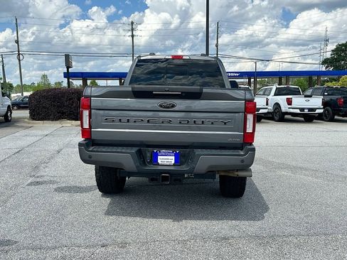 Used 2022 Ford F250 Lariat w/ Lariat Ultimate Package AWD/4WD image 15