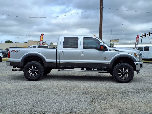 Used 2015 Ford F250 Lariat w/ Lariat Ultimate Package AWD/4WD image 2