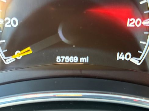 Used 2021 Jeep Grand Cherokee Laredo image 23