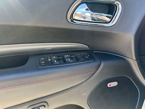 Used 2018 Dodge Durango R/T w/ Technology Group AWD/4WD image 20