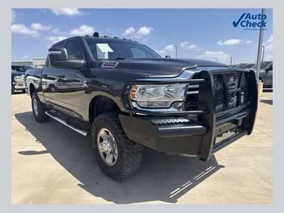Used 2024 RAM 2500 Tradesman w/ Chrome Appearance Group