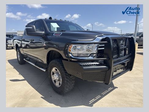Used 2024 RAM 2500 Tradesman w/ Chrome Appearance Group AWD/4WD image 1