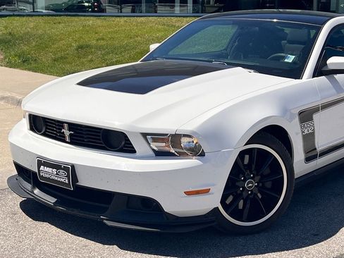 Used 2012 Ford Mustang Boss 302 w/ Boss 302 Accessory Pkg RWD image 2