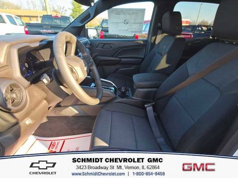 New 2026 Chevrolet Colorado W/T image 12