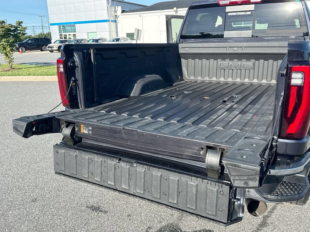 Certified 2025 GMC Sierra 2500 SLT w/ SLT Premium Package AWD/4WD image 8