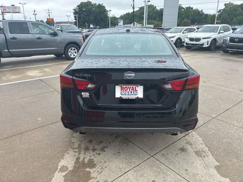 New 2026 Nissan Altima 2.5 SV w/ SV Special Edition Package FWD image 6