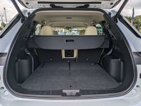 Used 2024 Mitsubishi Outlander SE FWD image 13