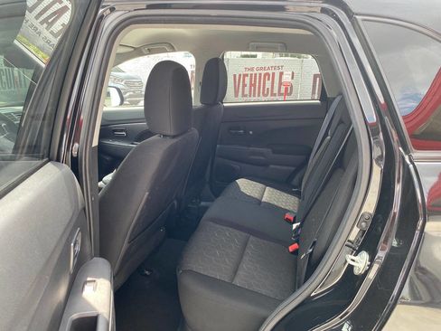 Used 2021 Mitsubishi Outlander Sport ES FWD image 6