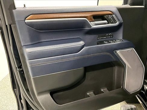 Used 2022 Chevrolet Silverado 1500 High Country w/ Max Trailering Package image 22