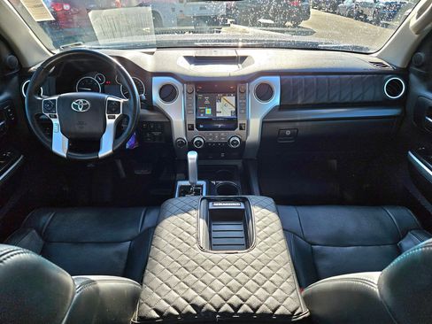 Used 2017 Toyota Tundra Platinum AWD/4WD image 29