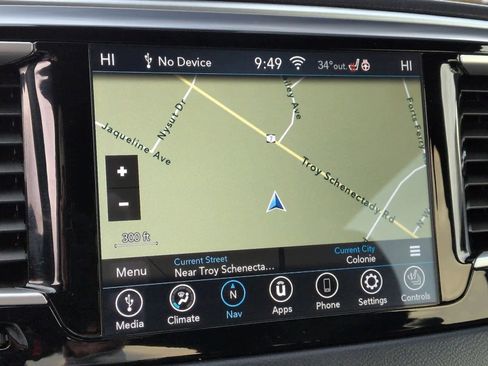 Used 2020 Chrysler Pacifica Touring-L Plus w/ Advanced Safetytec Group image 29