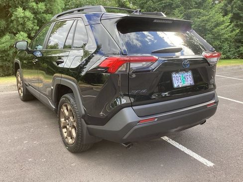 Used 2023 Toyota RAV4 AWD Hybrid image 10