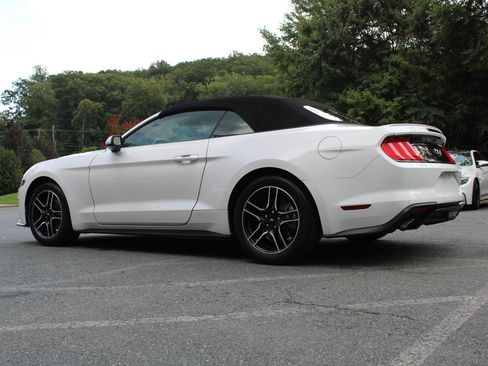 Used 2022 Ford Mustang Premium RWD image 7