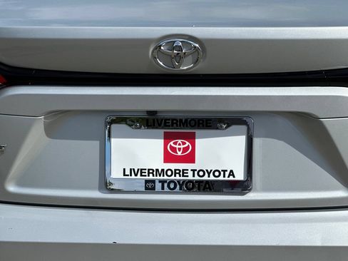 Used 2024 Toyota Corolla LE FWD image 46