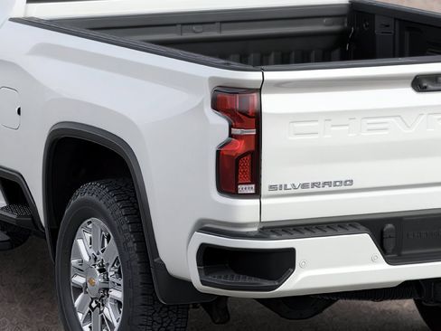 New 2026 Chevrolet Silverado 2500 High Country w/ High Country Premium Package AWD/4WD image 7