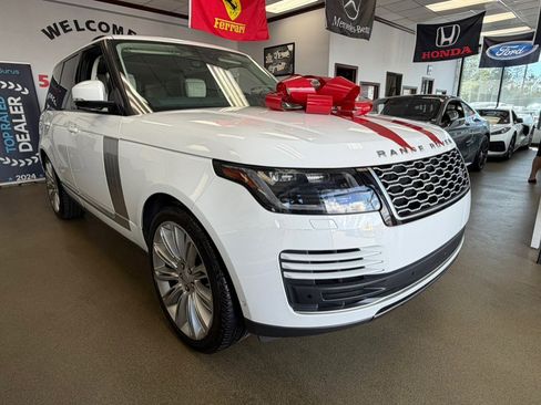Used 2019 Land Rover Range Rover Supercharged AWD/4WD image 3