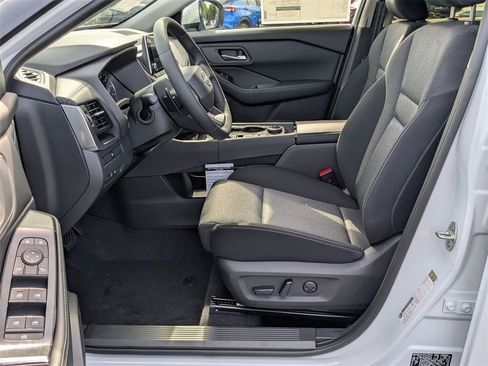 New 2026 Nissan Rogue SV image 10