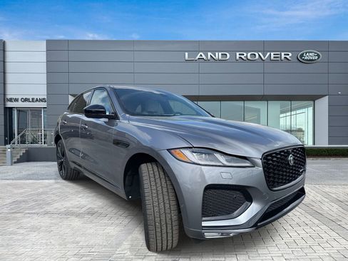 Used 2025 Jaguar F-PACE R-Dynamic S image 5