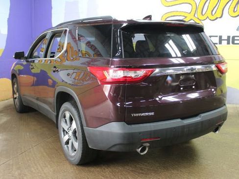 Used 2019 Chevrolet Traverse LT w/ LT Premium Package image 6