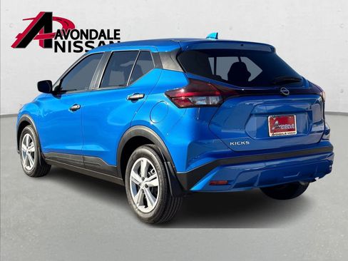 Used 2025 Nissan Kicks Play S image 4