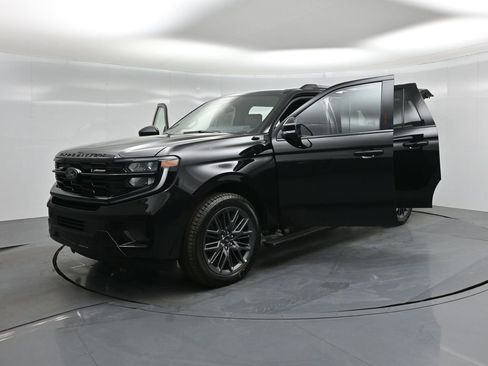 New 2025 Ford Expedition Max Platinum w/ Stealth Performance Package image 48