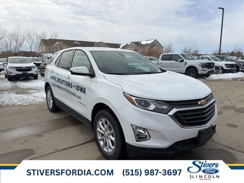 Used 2020 Chevrolet Equinox LT image 1