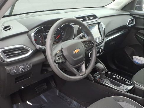 Certified 2023 Chevrolet TrailBlazer LT w/ Convenience Package AWD/4WD image 7