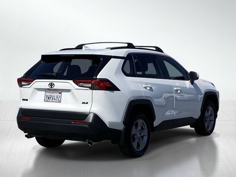 Certified 2025 Toyota RAV4 XLE w/ Convenience Package FWD image 8