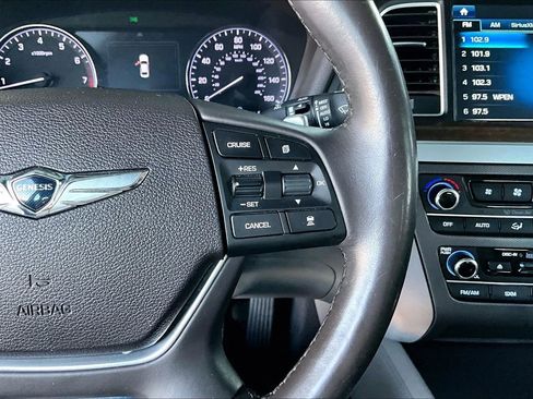 Used 2017 Genesis G80 3.8 w/ Option Group 03 image 11